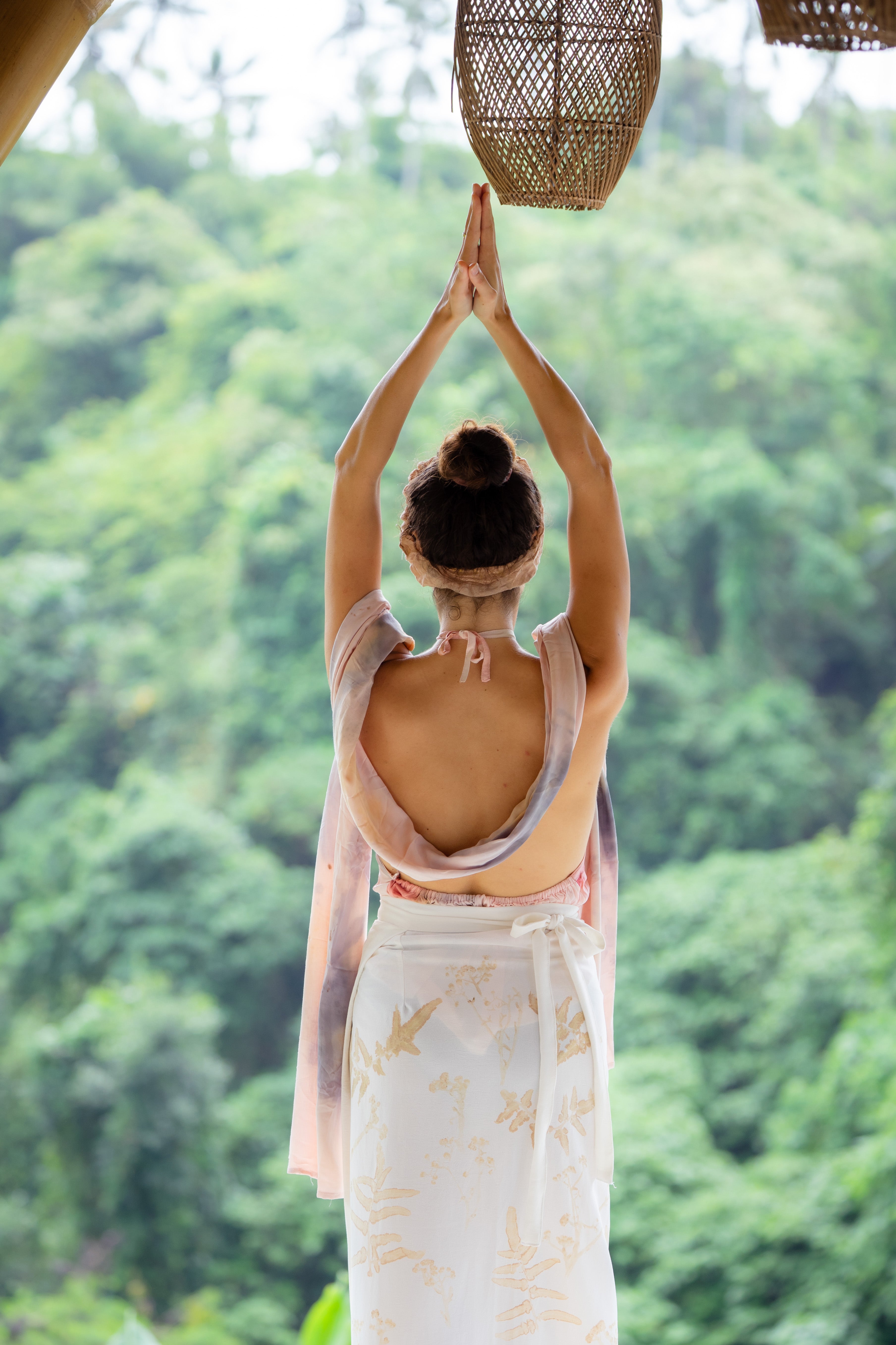 The Sekar Dewi, White & Brown Leaves Organic Cotton Sarong